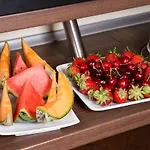 Caesar House Residenze Romane Bed & Breakfast 3*