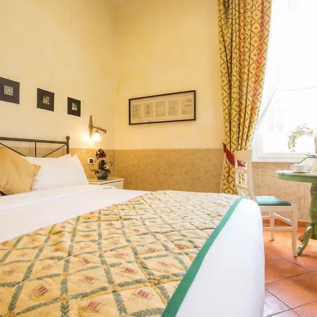 Nocleg ze śniadaniem Caesar House Residenze Romane 3*