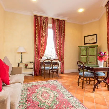 Caesar House Residenze Romane 3* Řím