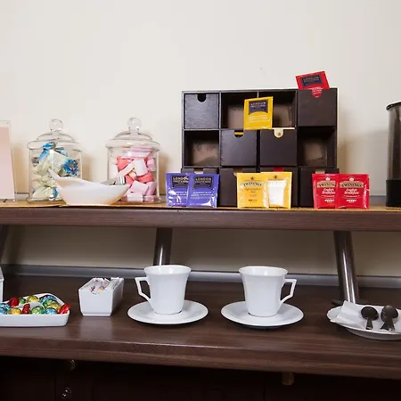 לינה וארוחת בוקר Caesar House Residenze Romane 3*