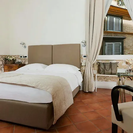 לינה וארוחת בוקר Caesar House Residenze Romane 3*