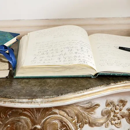 Bed & Breakfast Caesar House Residenze Romane 3*