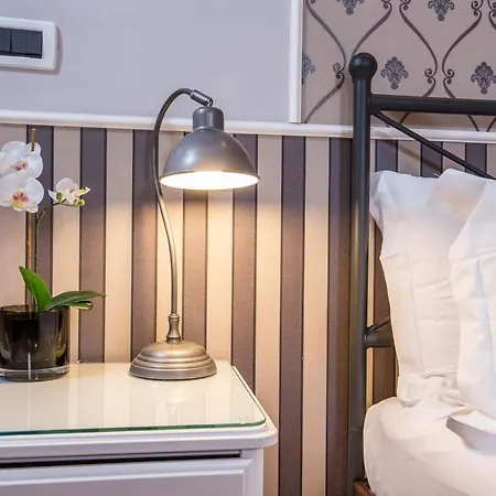 Bed and breakfast Caesar House Residenze Romane